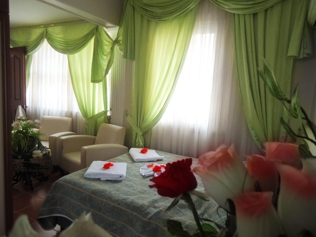 Vatan Hotel İzmir Ngoại thất bức ảnh